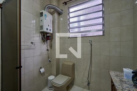 Casa de condomínio à venda com 185m², 3 quartos e 1 vagaBanheiro 1