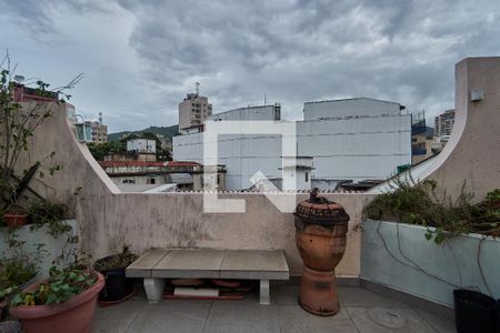 Casa de condomínio à venda com 185m², 3 quartos e 1 vagaTerraço