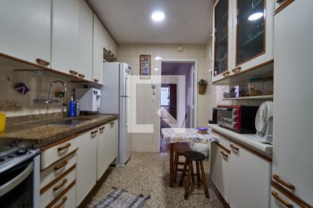 Casa de condomínio à venda com 185m², 3 quartos e 1 vagaCozinha