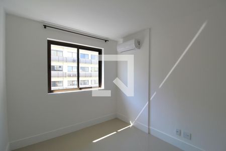 Quarto de apartamento para alugar com 1 quarto, 40m² em Freguesia (jacarepaguá), Rio de Janeiro