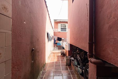 Casa à venda com 345m², 5 quartos e 1 vaga Casa à venda com 345m², 5 quartos e 1 vagaLavanderia da Casa 2