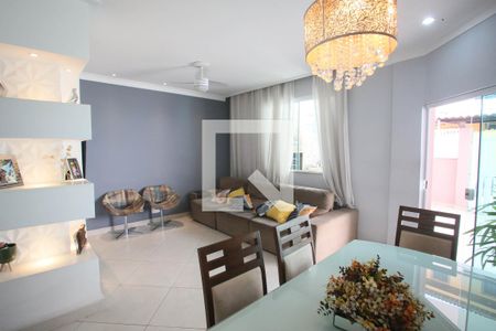 Sala de casa de condomínio à venda com 4 quartos, 160m² em Taquara, Rio de Janeiro