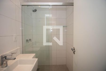 Banheiro de apartamento para alugar com 1 quarto, 56m² em Moinhos de Vento, Porto Alegre
