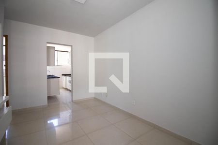 Sala de apartamento para alugar com 2 quartos, 46m² em Cruzeiro Novo, Brasília