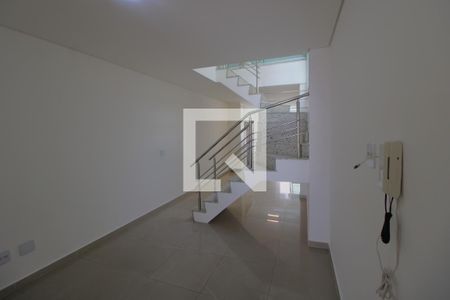 Sala / Cozinha de casa para alugar com 3 quartos, 169m² em Água Fria, São Paulo