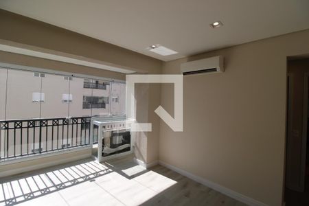 Sala de apartamento à venda com 2 quartos, 59m² em Vila Suzana, São Paulo