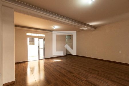 Sala de casa para alugar com 4 quartos, 200m² em Centro, Sorocaba