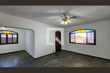 Sala de casa para alugar com 4 quartos, 260m² em Parque Viana, Barueri