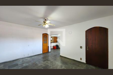 Sala de casa para alugar com 4 quartos, 260m² em Parque Viana, Barueri