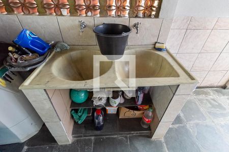 Casa à venda com 360m², 3 quartos e 2 vagasÁrea de serviço