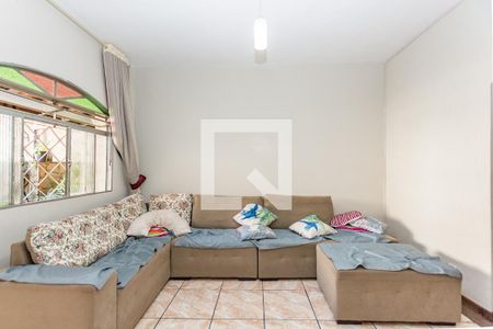 Sala 1 de casa à venda com 3 quartos, 360m² em Aparecida 7ª Seção, Belo Horizonte
