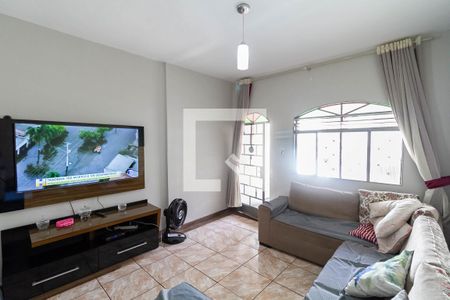 Sala de casa para alugar com 3 quartos, 360m² em Aparecida 7ª Seção, Belo Horizonte