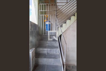 Casa à venda com 360m², 3 quartos e 2 vagasEscada