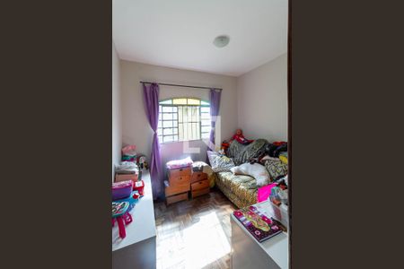 Casa à venda com 360m², 3 quartos e 2 vagasQuarto 2