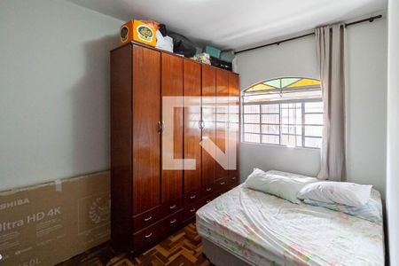 Quarto 1 de casa à venda com 3 quartos, 360m² em Aparecida 7ª Seção, Belo Horizonte