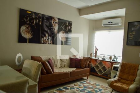 Sala de casa de condomínio à venda com 3 quartos, 123m² em Pechincha, Rio de Janeiro
