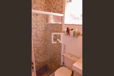 Casa de condomínio à venda com 123m², 3 quartos e 1 vaga Casa de condomínio à venda com 123m², 3 quartos e 1 vagaBanheiro da Suíte 1