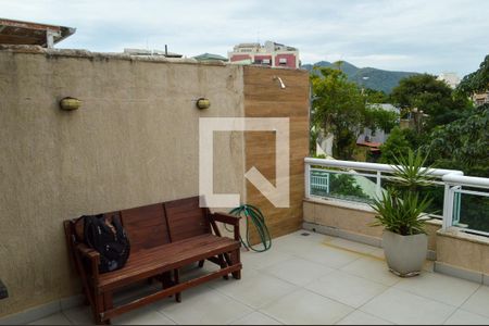 Casa de condomínio à venda com 123m², 3 quartos e 1 vaga Casa de condomínio à venda com 123m², 3 quartos e 1 vagaTerraço Gourmet