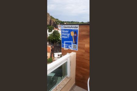 Casa de condomínio à venda com 123m², 3 quartos e 1 vaga Casa de condomínio à venda com 123m², 3 quartos e 1 vagaPlaca