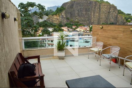 Casa de condomínio à venda com 123m², 3 quartos e 1 vaga Casa de condomínio à venda com 123m², 3 quartos e 1 vagaTerraço Gourmet