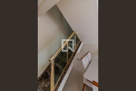 Apartamento à venda com 355m², 3 quartos e 3 vagasEscada