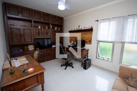 Casa à venda com 540m², 2 quartos e 3 vagasEscritório