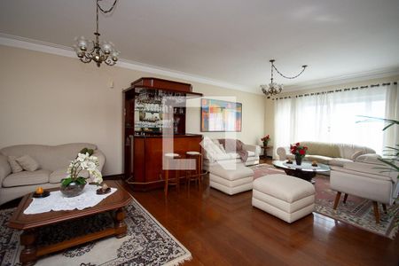 Sala de casa à venda com 2 quartos, 540m² em Interlagos, São Paulo