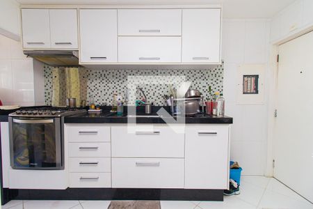 Apartamento à venda com 115m², 3 quartos e 2 vagasCozinha