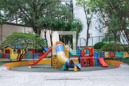 Apartamento à venda com 115m², 3 quartos e 2 vagasÁrea comum - Playground