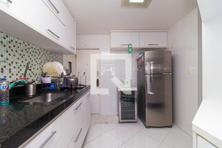 Apartamento à venda com 115m², 3 quartos e 2 vagasCozinha