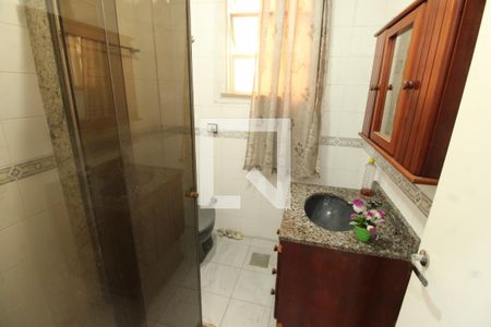 Banheiro de apartamento à venda com 1 quarto, 45m² em Irajá, Rio de Janeiro