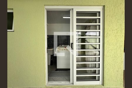 Casa à venda com 335m², 5 quartos e 3 vagasLavanderia