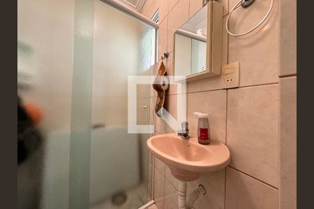 Casa à venda com 335m², 5 quartos e 3 vagasBanheiro de serviço