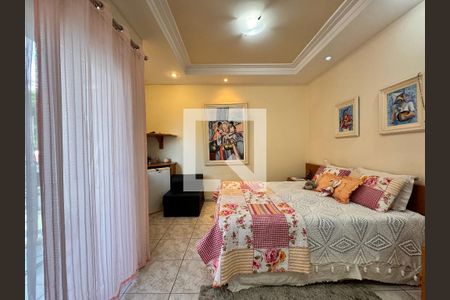 Casa à venda com 335m², 5 quartos e 3 vagasSuíte 1