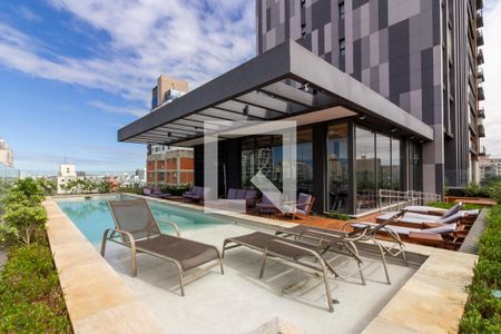 Apartamento à venda com 27m², 1 quarto e sem vagaÁrea comum - Piscina