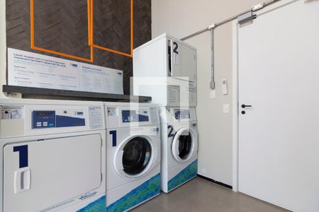 Apartamento à venda com 27m², 1 quarto e sem vagaÁrea comum - Lavanderia