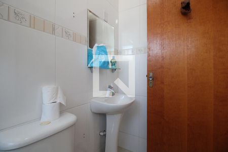 Casa à venda com 112m², 2 quartos e 2 vagasBanheiro da Suíte 1