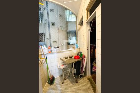 Apartamento à venda com 96m², 3 quartos e sem vagaÁrea de Serviço