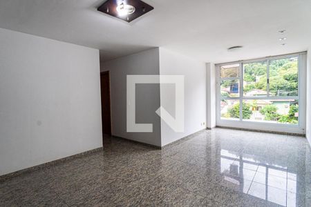 Sala de apartamento para alugar com 2 quartos, 58m² em Charitas, Niterói
