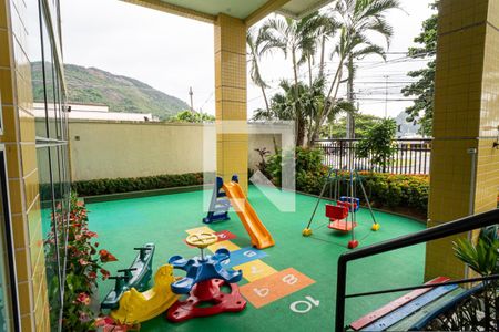 Apartamento à venda com 58m², 2 quartos e 1 vagaÁrea comum