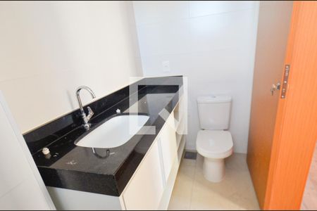Banheiro de apartamento à venda com 1 quarto, 38m² em Anchieta, Belo Horizonte