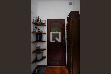 Sala/corredor  de apartamento à venda com 1 quarto, 28m² em Jardim Botânico, Rio de Janeiro