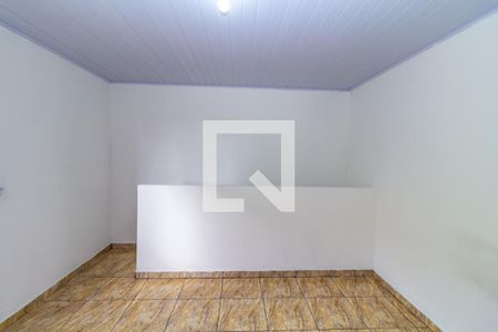Quarto de casa para alugar com 1 quarto, 40m² em Vila Tolstoi, São Paulo