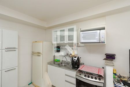 Sala/Cozinha de kitnet/studio à venda com 1 quarto, 31m² em Jardim Caravelas, São Paulo