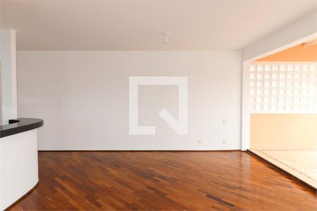 Casa à venda com 2 quartos, 169m² em Vila Madalena, São Paulo