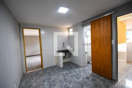 Sala - Cozinha de casa para alugar com 1 quarto, 30m² em Méier, Rio de Janeiro