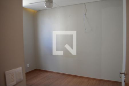 Quarto 1 de apartamento para alugar com 2 quartos, 48m² em Parque Maracana, Contagem