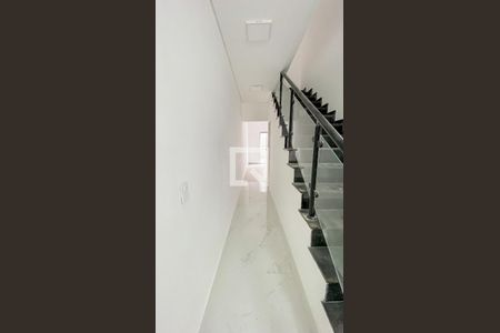 Corredor de casa para alugar com 3 quartos, 127m² em Vila Alice, Santo André