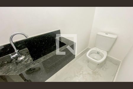 Lavabo de casa para alugar com 3 quartos, 127m² em Vila Alice, Santo André