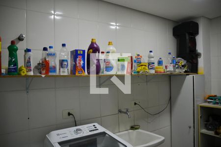 Casa à venda com 322m², 4 quartos e 4 vagas Casa à venda com 322m², 4 quartos e 4 vagasÁrea de Serviço